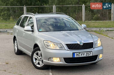 Универсал Skoda Octavia 2011 в 