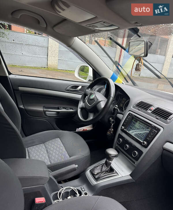 Лифтбек Skoda Octavia 2012 в Львове
