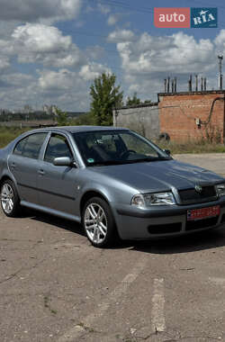 Лифтбек Skoda Octavia 2005 в 