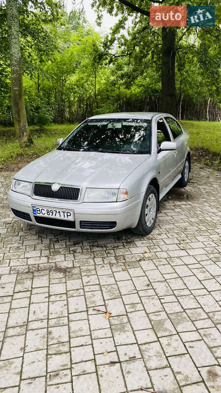 Лифтбек Skoda Octavia 2004 в Львове