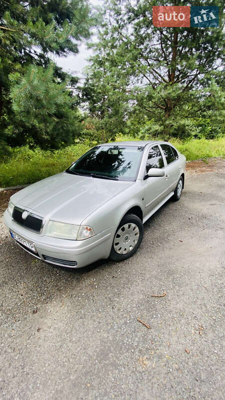 Лифтбек Skoda Octavia 2004 в Львове