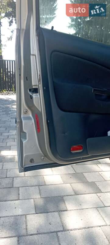 Лифтбек Skoda Octavia 2004 в Староконстантинове