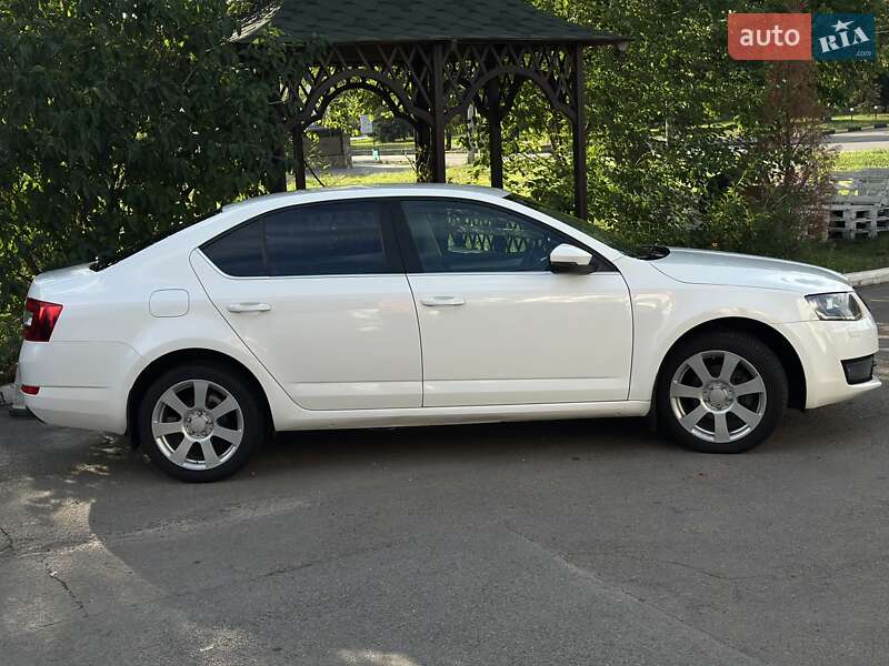 Лифтбек Skoda Octavia 2013 в Харькове