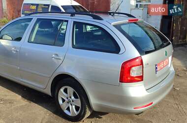 Універсал Skoda Octavia 2012 в 