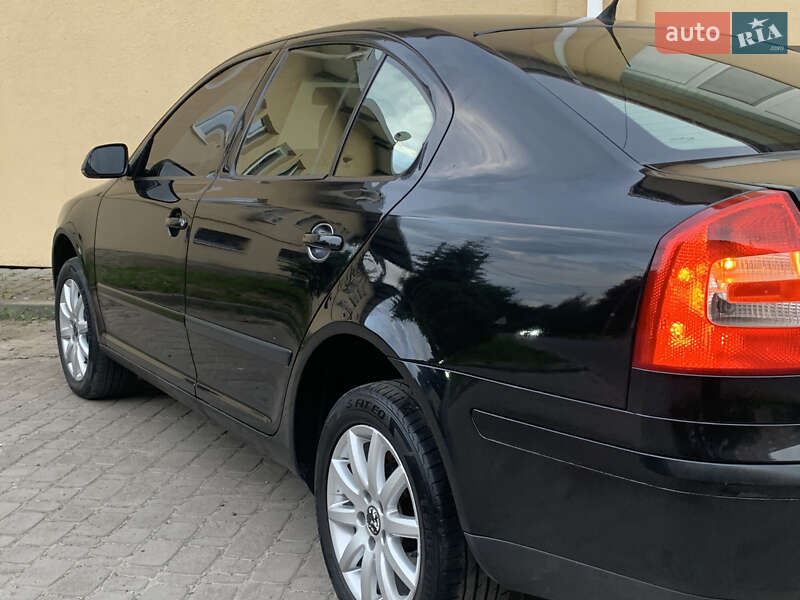 Лифтбек Skoda Octavia 2007 в Трускавце