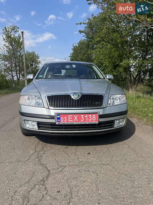 Лифтбек Skoda Octavia 2008 в Житомире