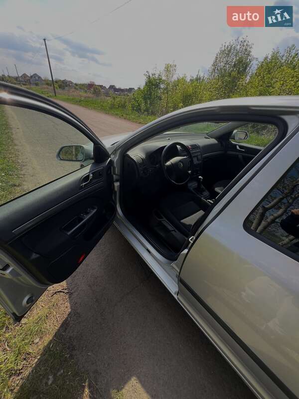 Лифтбек Skoda Octavia 2008 в Житомире