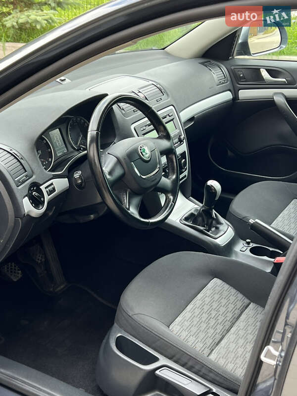 Универсал Skoda Octavia 2009 в Луцке