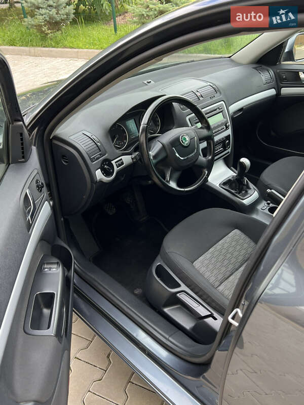 Универсал Skoda Octavia 2009 в Луцке