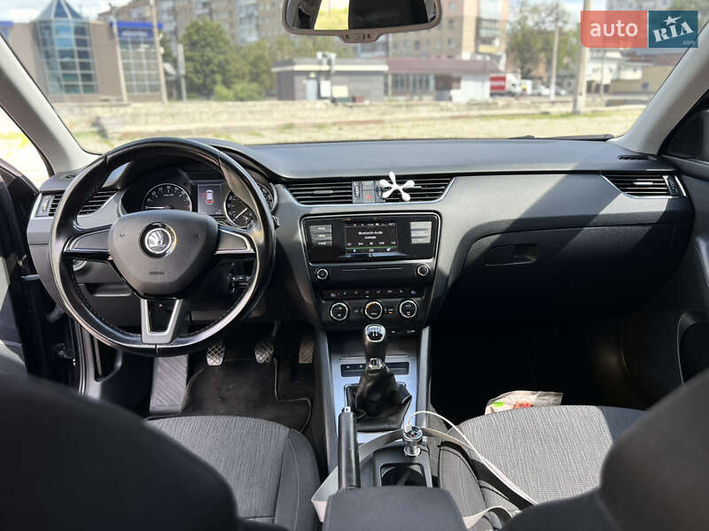 Універсал Skoda Octavia 2015 в Харкові