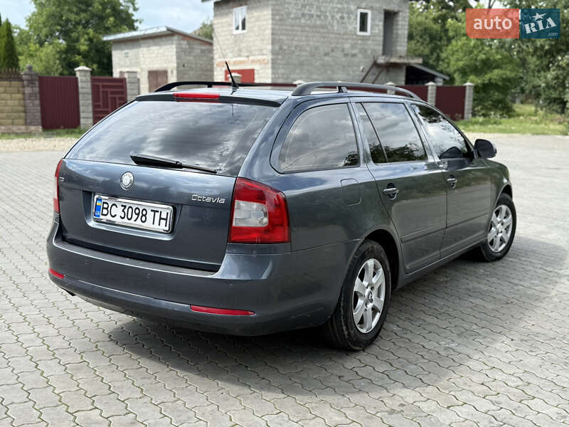 Универсал Skoda Octavia 2009 в Стрые