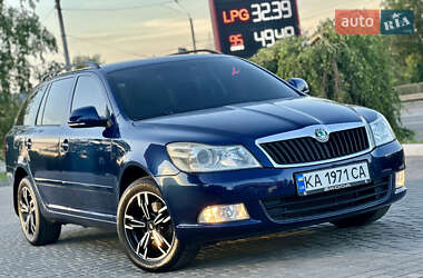 Универсал Skoda Octavia 2011 в 