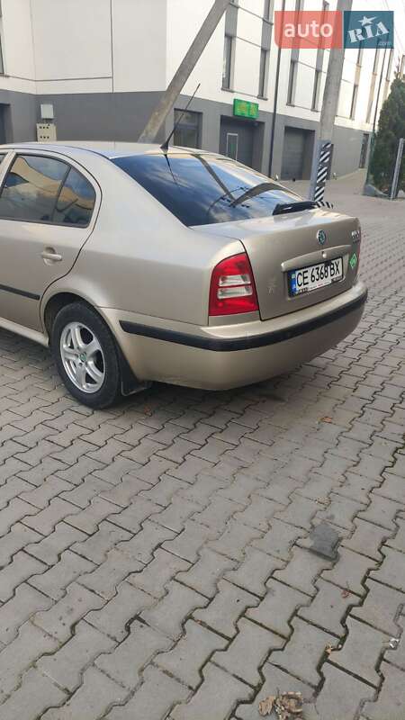 Лифтбек Skoda Octavia 2005 в Черновцах