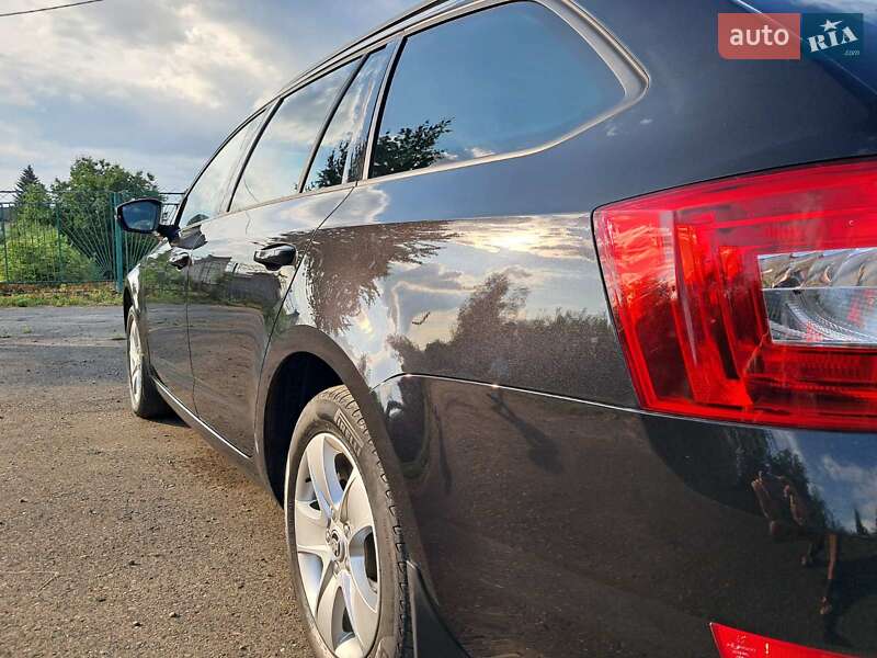 Універсал Skoda Octavia 2015 в Івано-Франківську