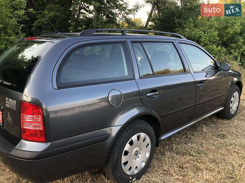 Универсал Skoda Octavia 2009 в Мироновке