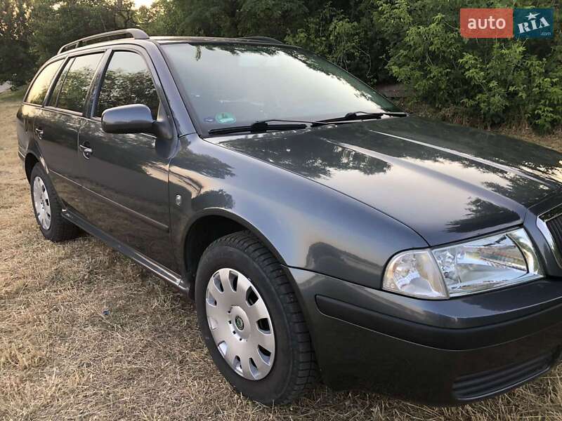 Универсал Skoda Octavia 2009 в Мироновке