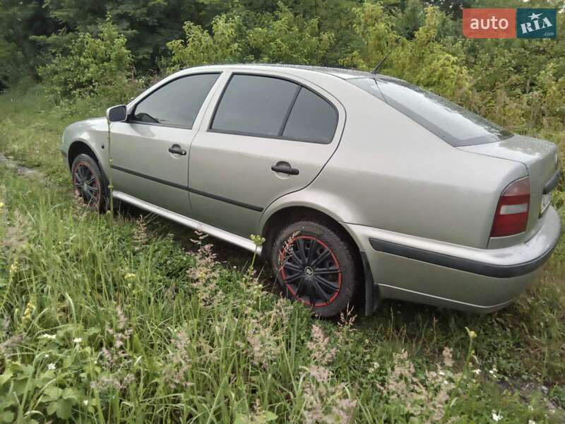 Лифтбек Skoda Octavia 2008 в Хмельницком
