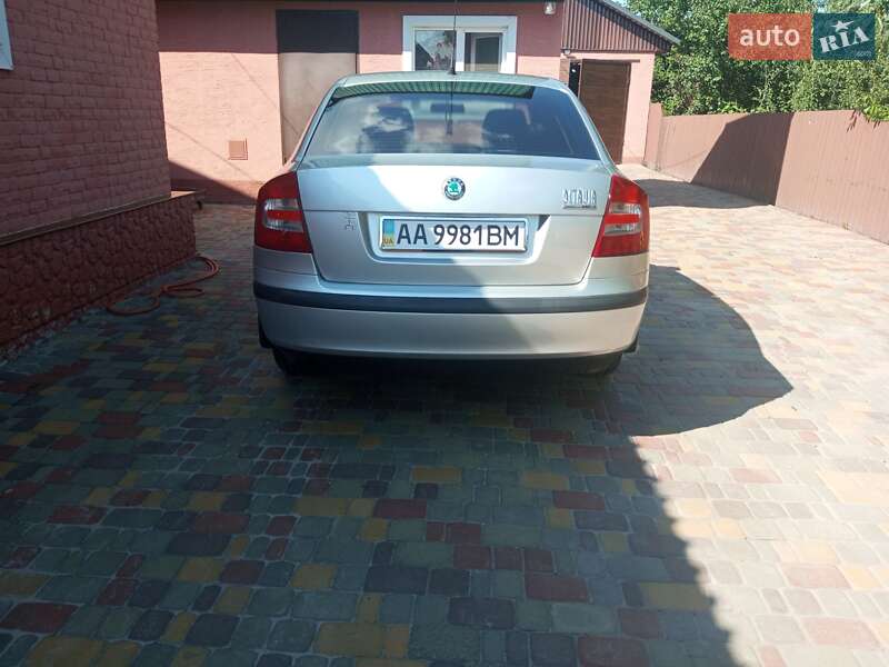 Лифтбек Skoda Octavia 2006 в Нежине