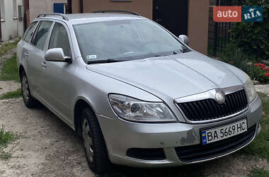 Универсал Skoda Octavia 2010 в 