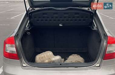 Лифтбек Skoda Octavia 2012 в 
