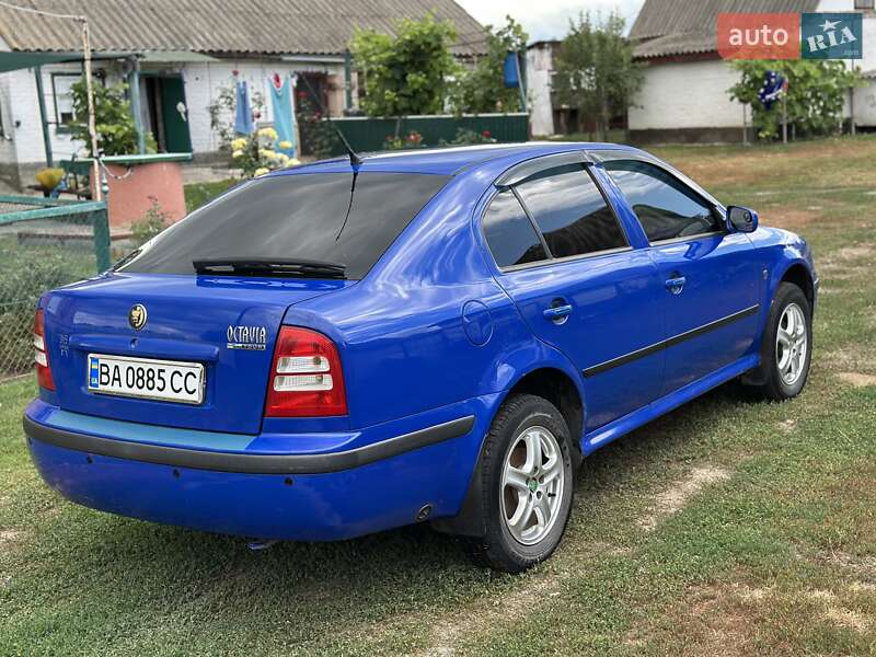 Лифтбек Skoda Octavia 2009 в Черкассах