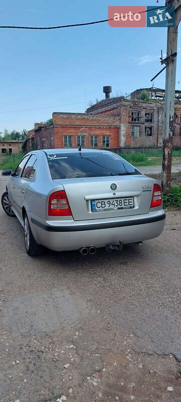 Лифтбек Skoda Octavia 2001 в Чернигове