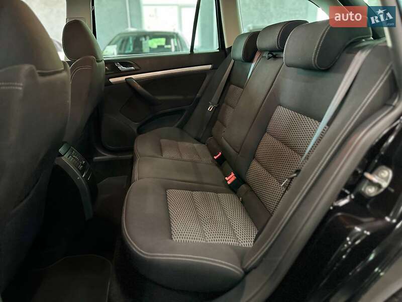 Универсал Skoda Octavia 2011 в Каменском
