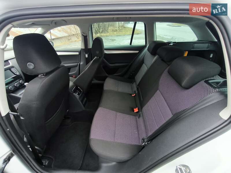 Универсал Skoda Octavia 2016 в Луцке