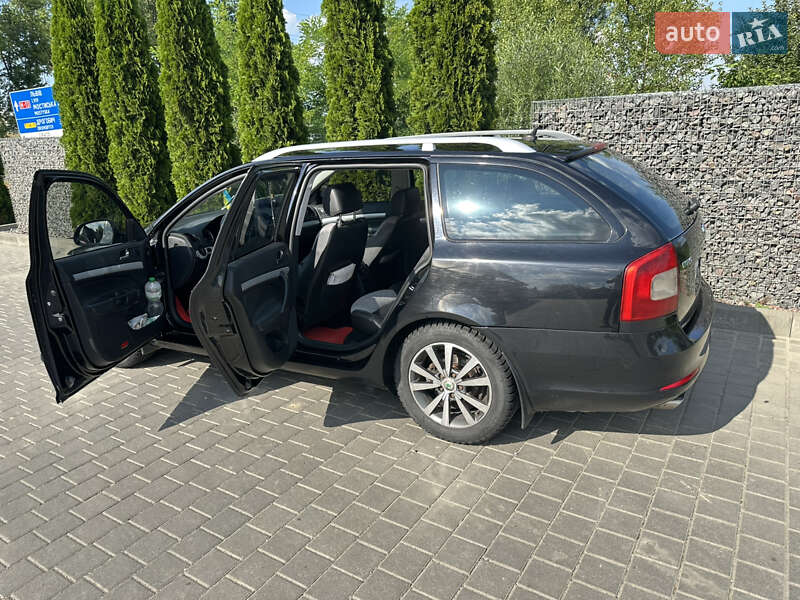 Универсал Skoda Octavia 2011 в Самборе