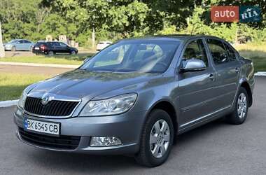 Лифтбек Skoda Octavia 2012 в 