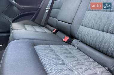 Лифтбек Skoda Octavia 2012 в 