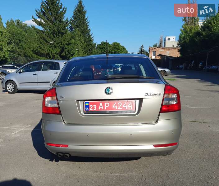 Лифтбек Skoda Octavia 2011 в Хмельницком