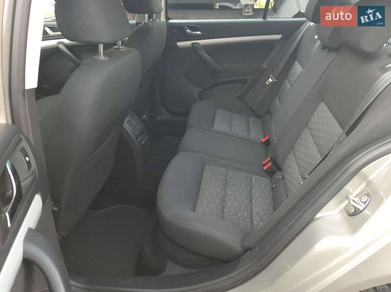 Лифтбек Skoda Octavia 2011 в Хмельницком