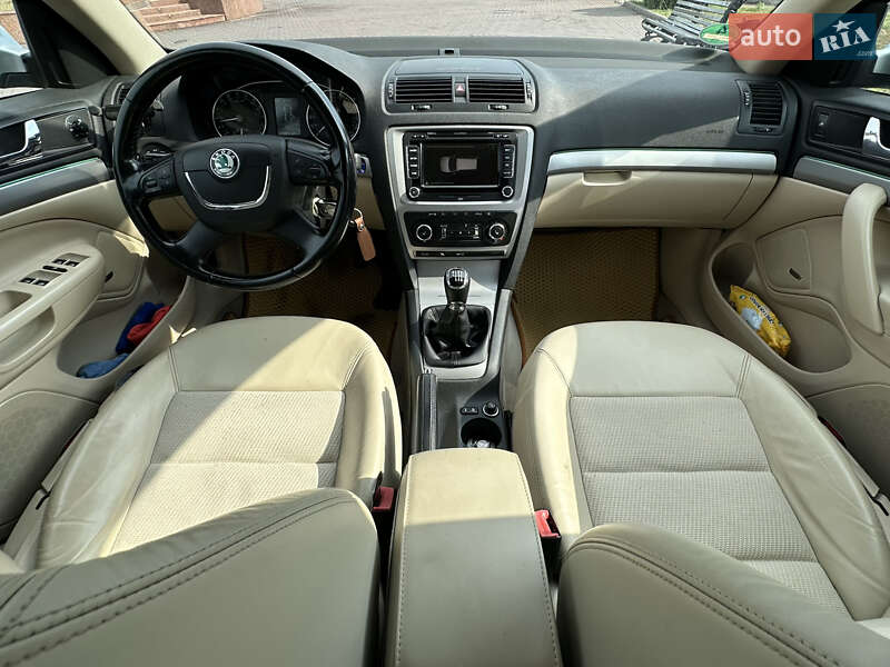 Универсал Skoda Octavia 2010 в Днепре