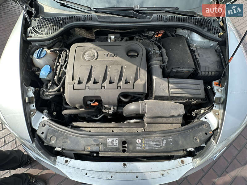 Универсал Skoda Octavia 2010 в Днепре