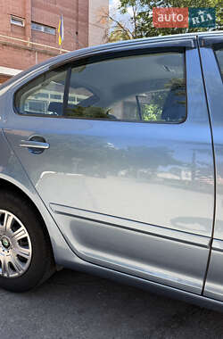 Лифтбек Skoda Octavia 2009 в 
