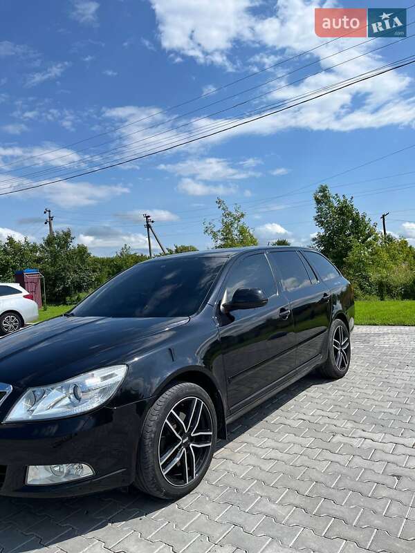 Універсал Skoda Octavia 2009 в Тернополі