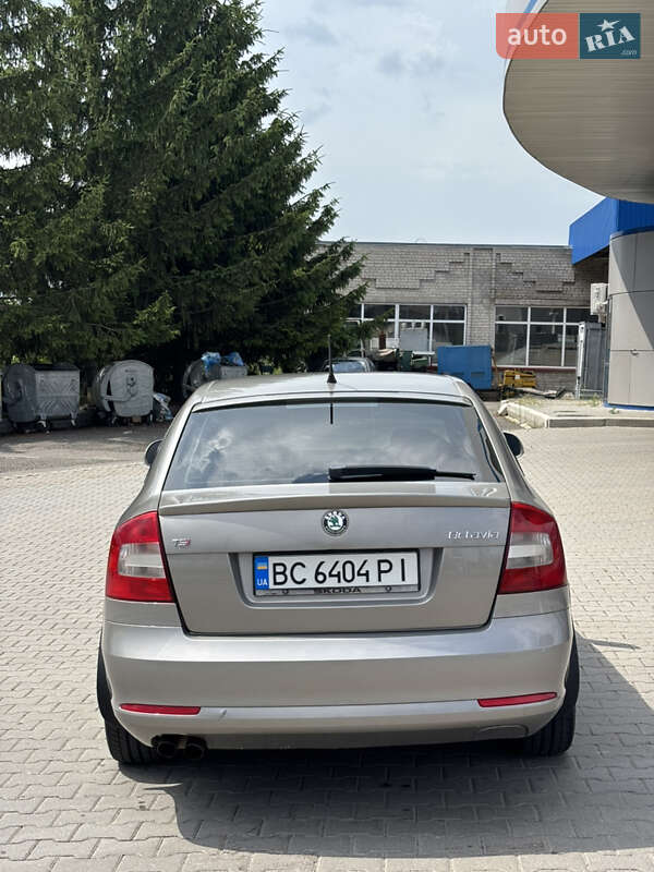Лифтбек Skoda Octavia 2011 в Хмельницком