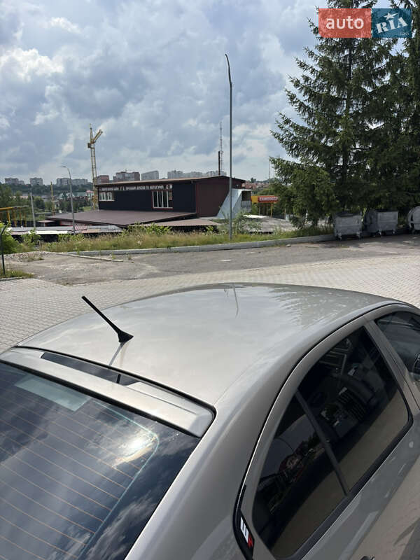 Лифтбек Skoda Octavia 2011 в Хмельницком