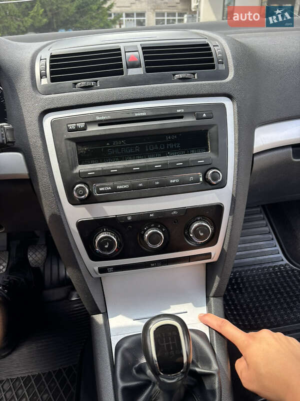 Лифтбек Skoda Octavia 2011 в Хмельницком