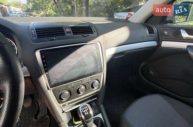 Универсал Skoda Octavia 2010 в 
