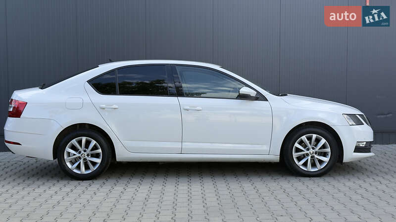 Лифтбек Skoda Octavia 2019 в Мукачево