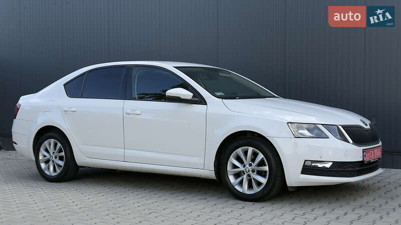 Лифтбек Skoda Octavia 2019 в Мукачево