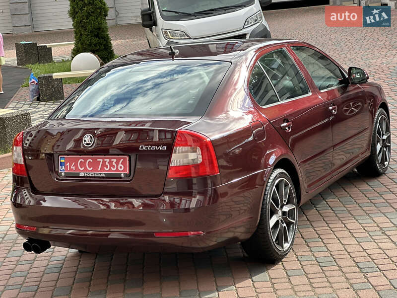 Лифтбек Skoda Octavia 2010 в Ивано-Франковске