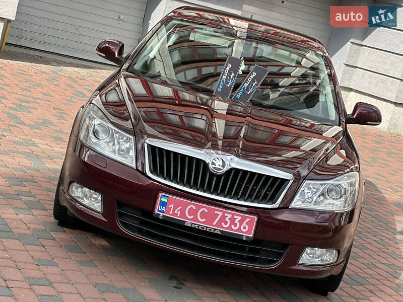 Лифтбек Skoda Octavia 2010 в Ивано-Франковске