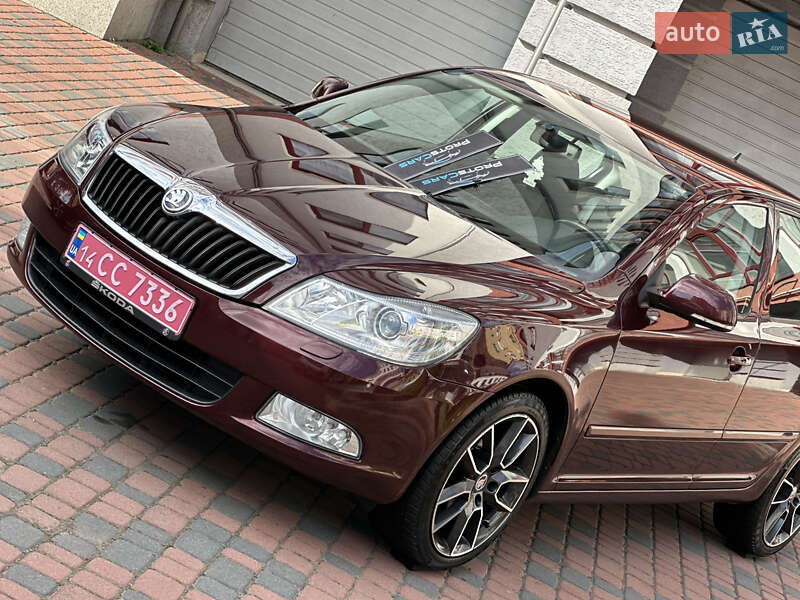 Лифтбек Skoda Octavia 2010 в Ивано-Франковске