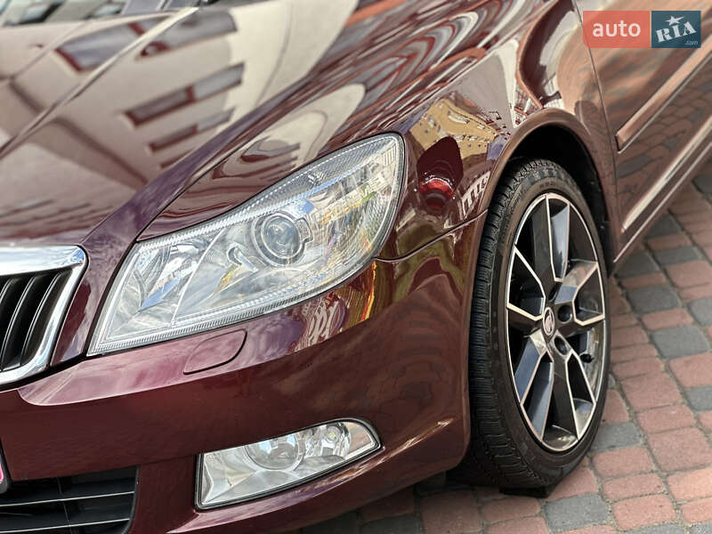 Лифтбек Skoda Octavia 2010 в Ивано-Франковске