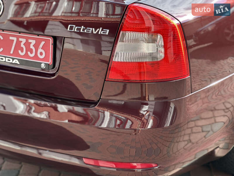 Лифтбек Skoda Octavia 2010 в Ивано-Франковске