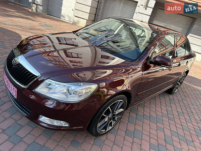 Лифтбек Skoda Octavia 2010 в Ивано-Франковске