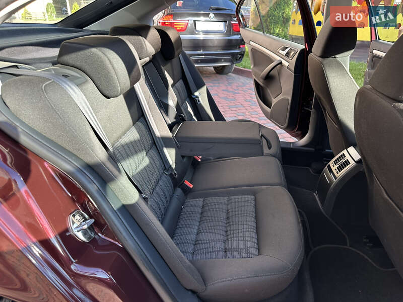 Лифтбек Skoda Octavia 2010 в Ивано-Франковске